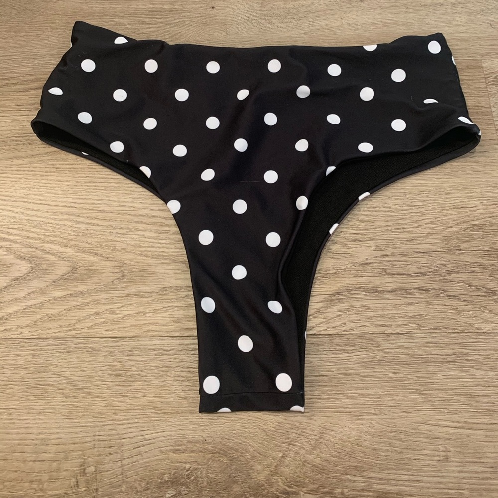 black and white polka dot bikini bottoms ♛